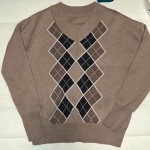 Argyle v-neck sweater